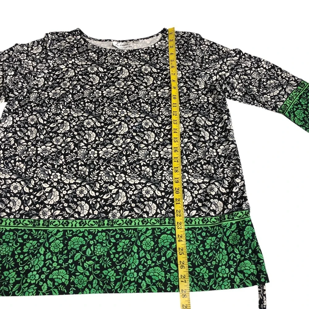 Linea by Louis Dell'Olio Top Large Floral Ruched Sleeve Liquid Knit Artsy Boho